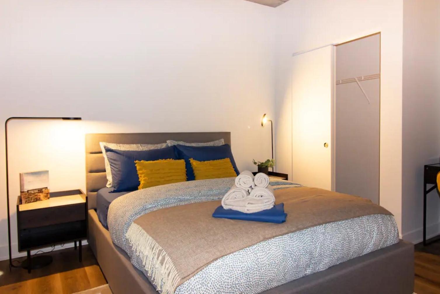 2Br+Gym For Vip Corporate & Students Downtown Mtl Apartment Montreal Luaran gambar