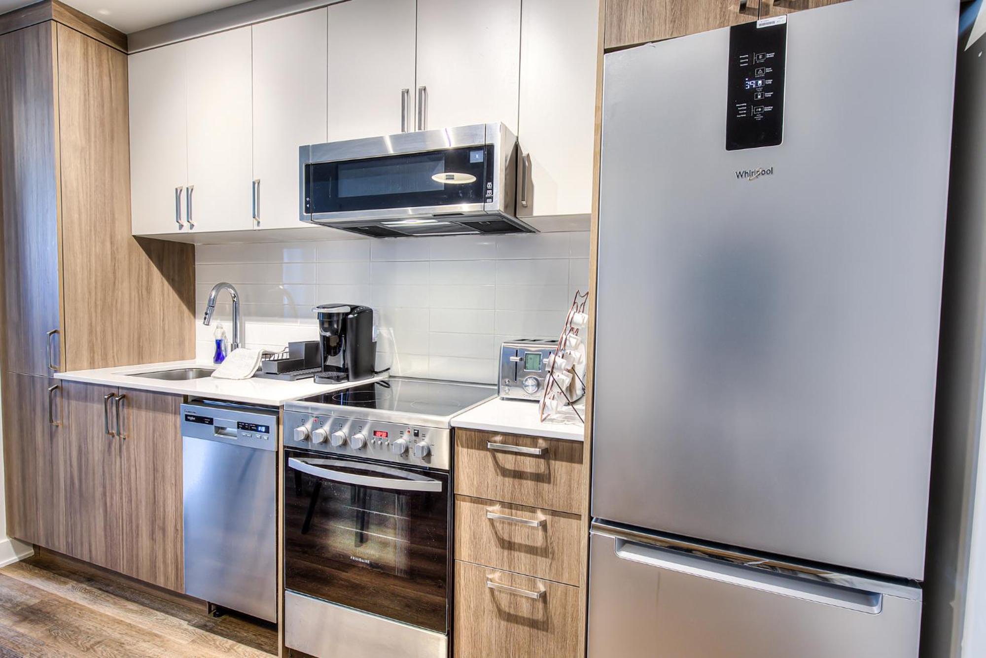 2Br+Gym For Vip Corporate & Students Downtown Mtl Apartment Montreal Luaran gambar