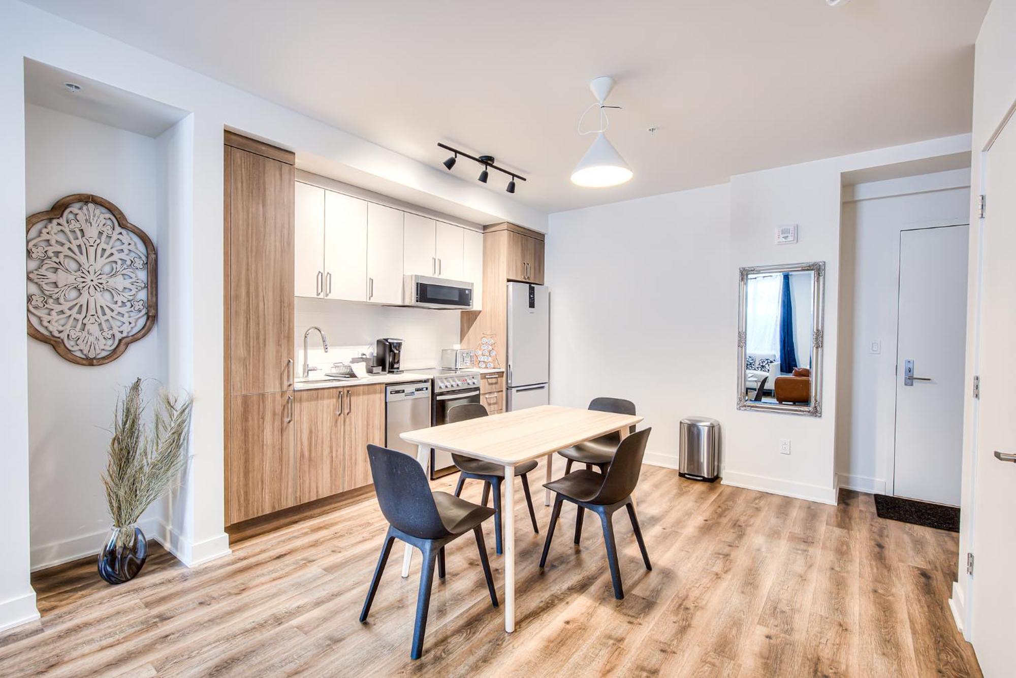 2Br+Gym For Vip Corporate & Students Downtown Mtl Apartment Montreal Luaran gambar