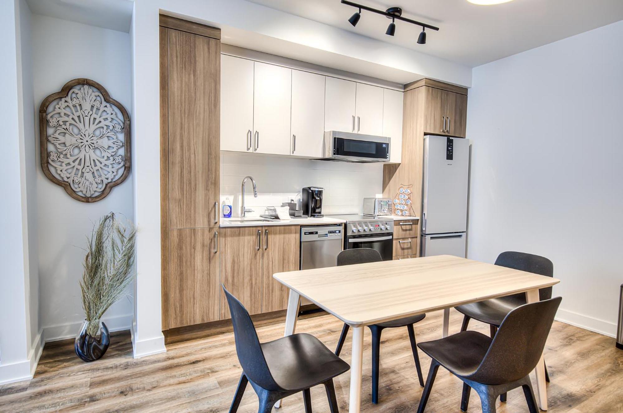 2Br+Gym For Vip Corporate & Students Downtown Mtl Apartment Montreal Luaran gambar