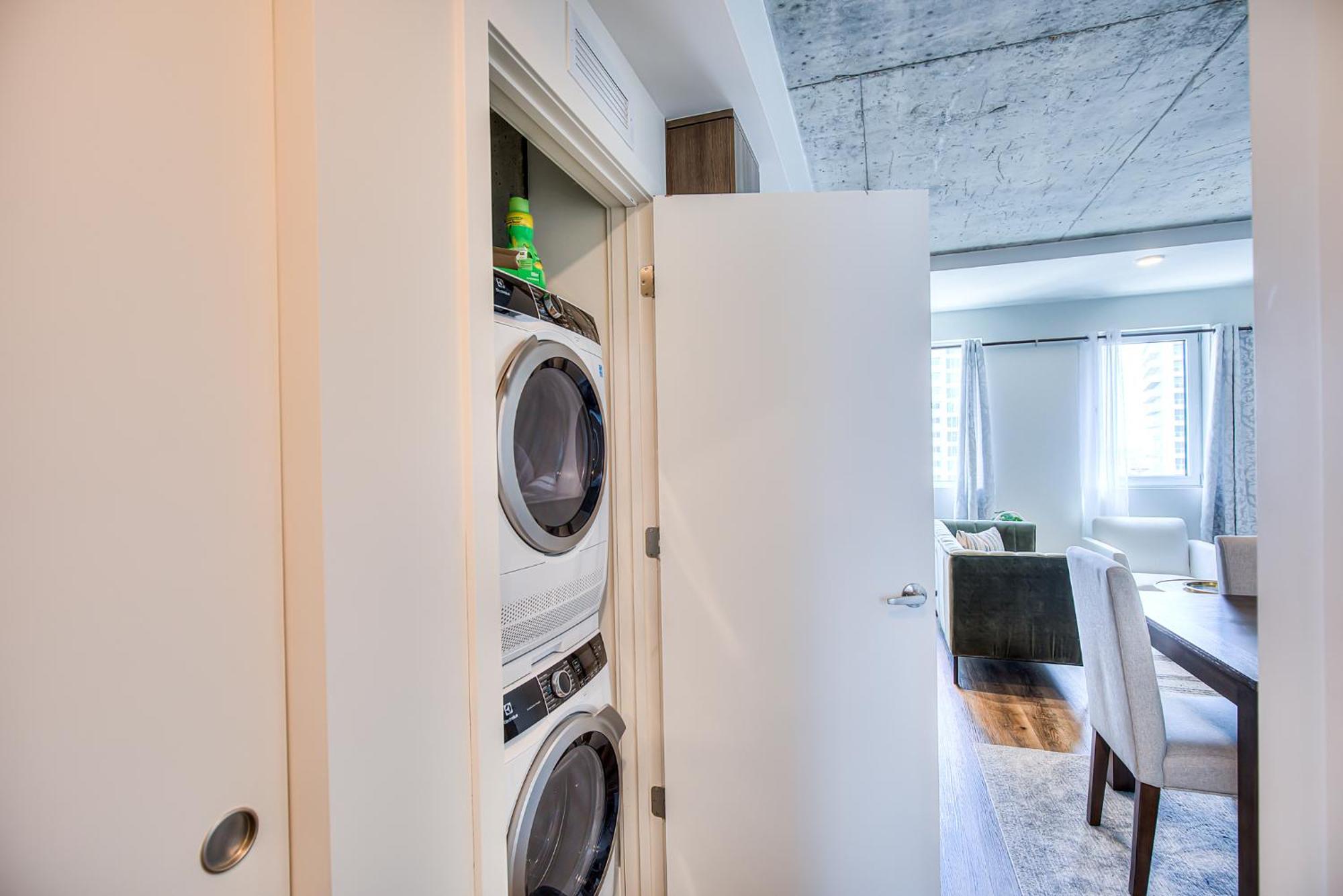 2Br+Gym For Vip Corporate & Students Downtown Mtl Apartment Montreal Luaran gambar